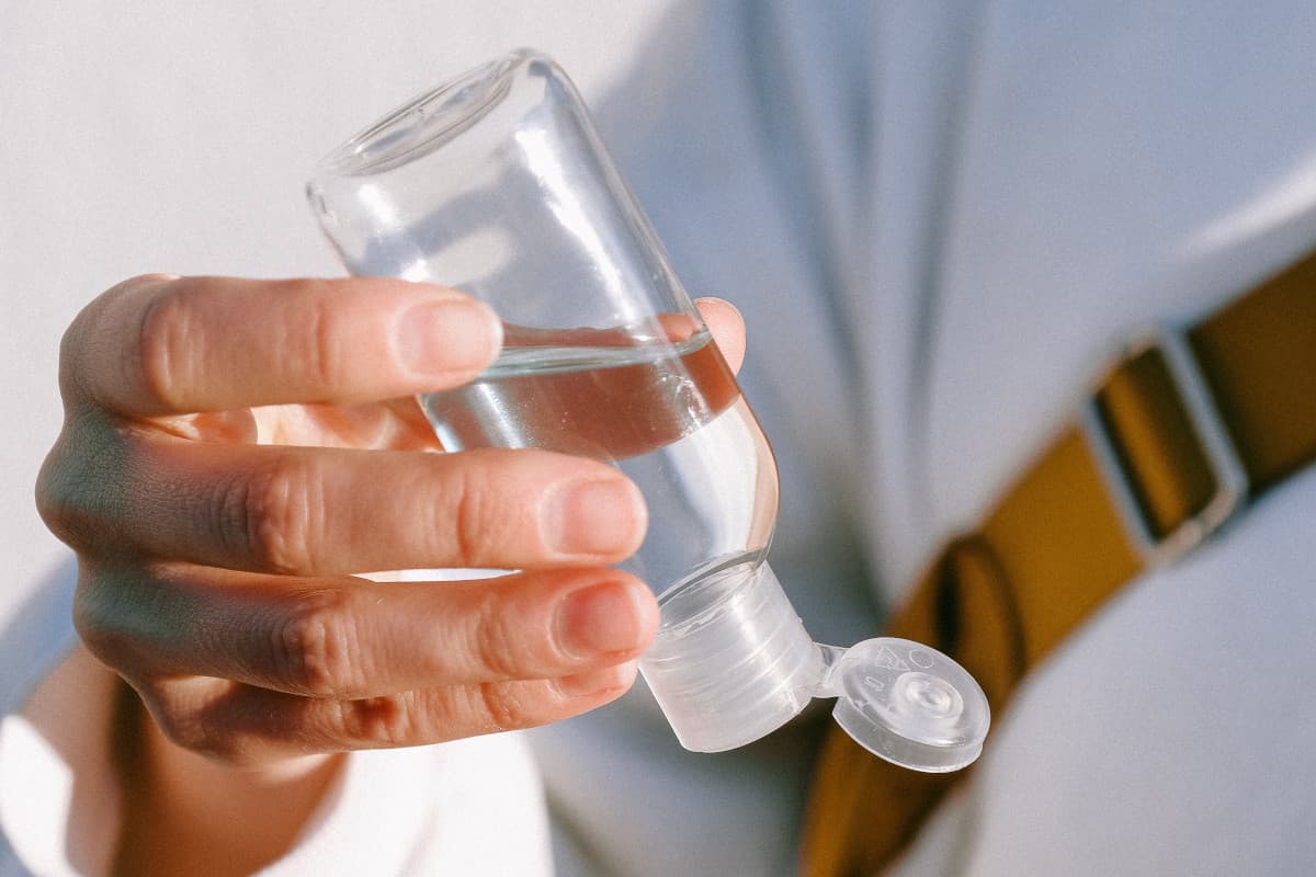 Hand-Desinfektionsgel für mehr Hygiene auf Reisen