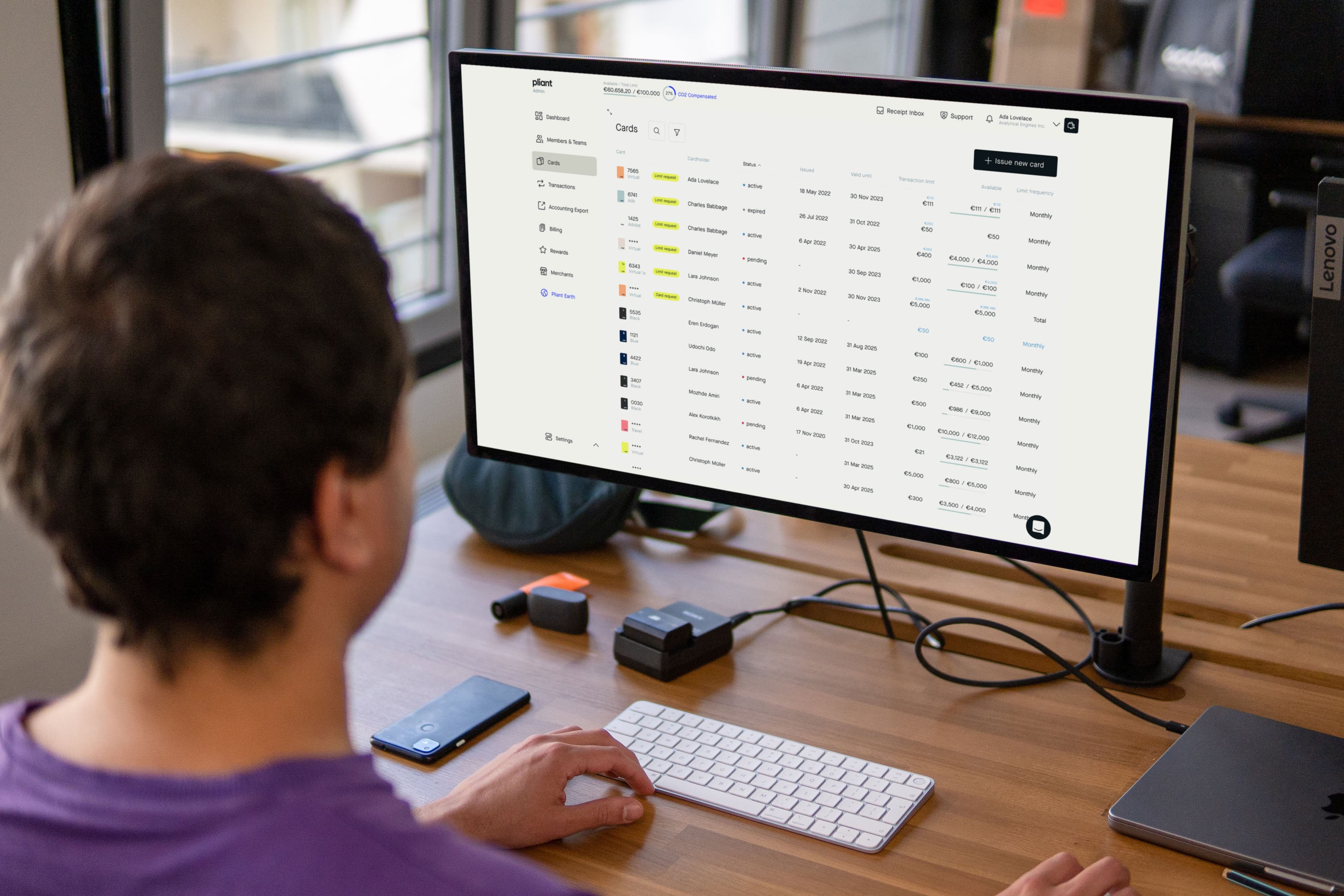 elkaar af te stemmen Pliant