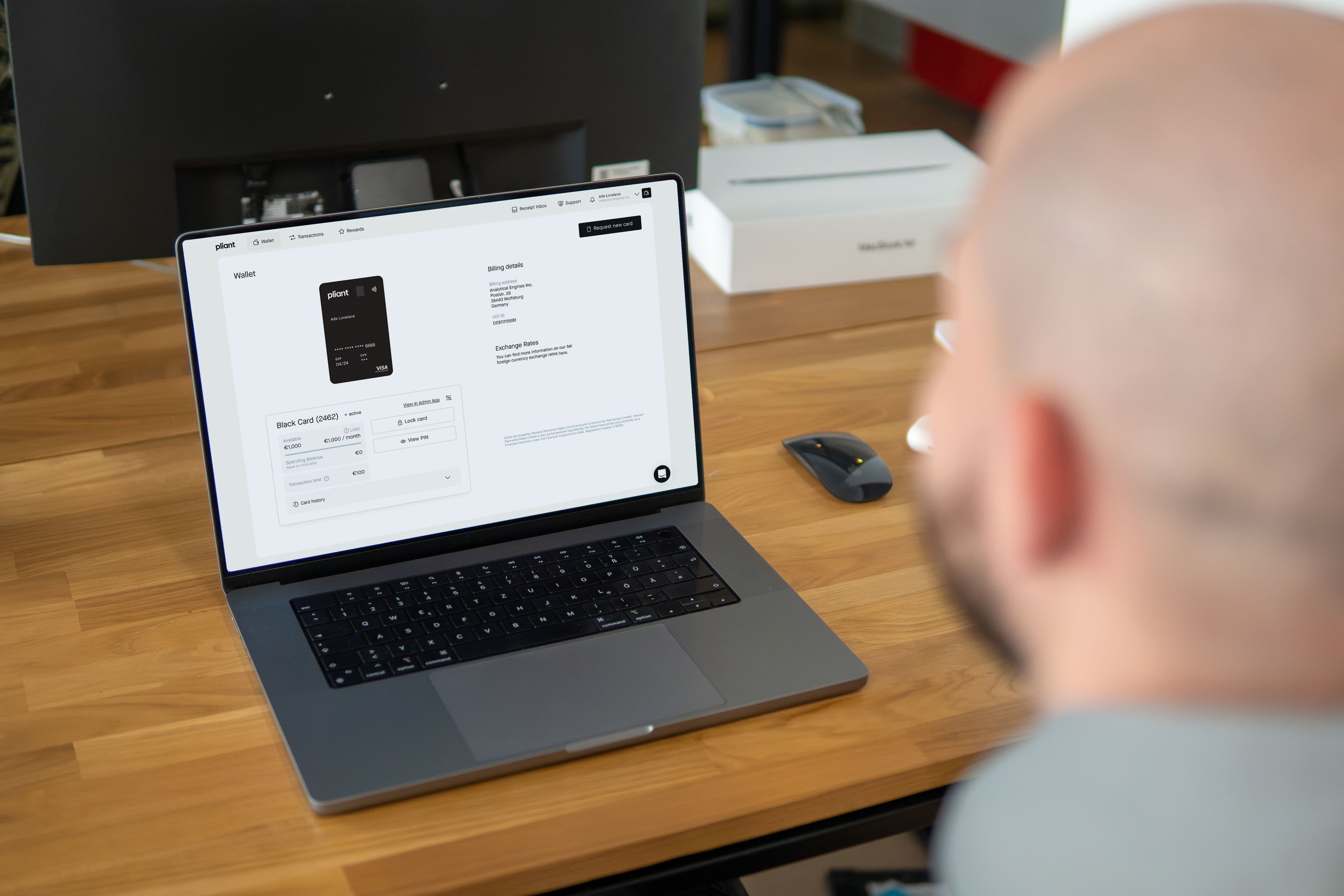 Pliantin ratkaisu läppärin näytöllä